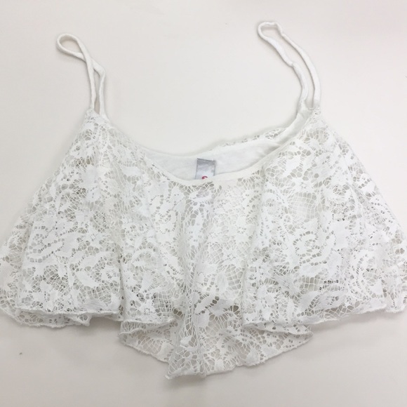 2 Cute Tops - Crop top